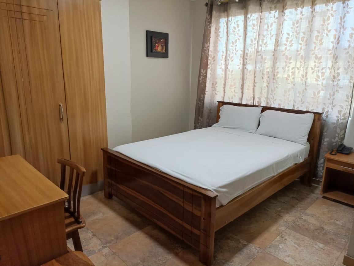 Hotel Marvento I 萨利纳斯 外观 照片